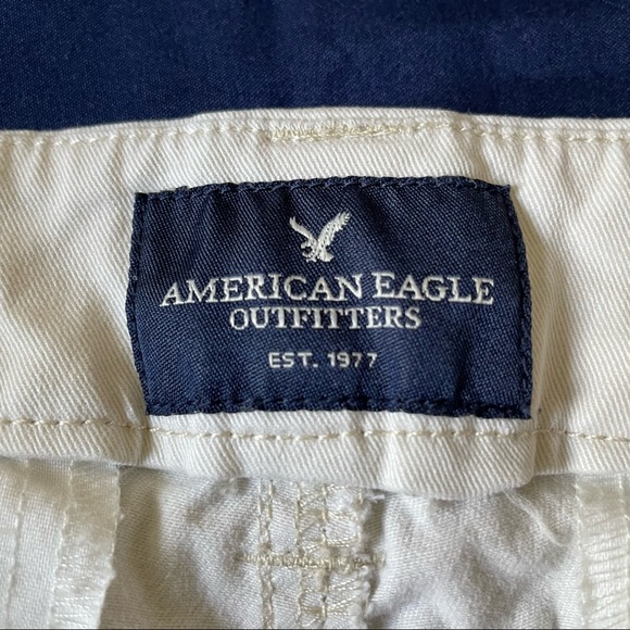 American Eagle Bermuda Shorts, Size 8 (item 2 of 2) - Picture 3 of 12